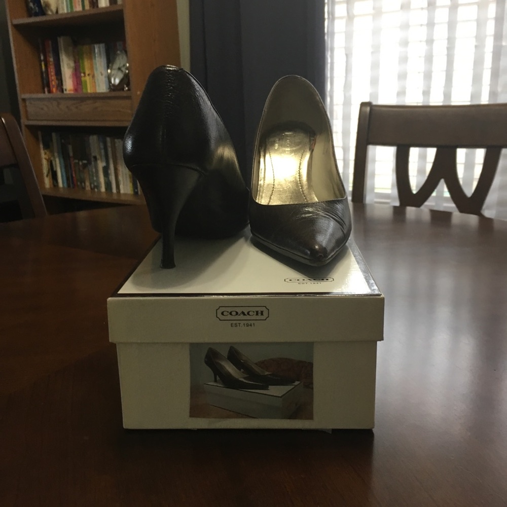 Coach heels - Picture 2 of 5